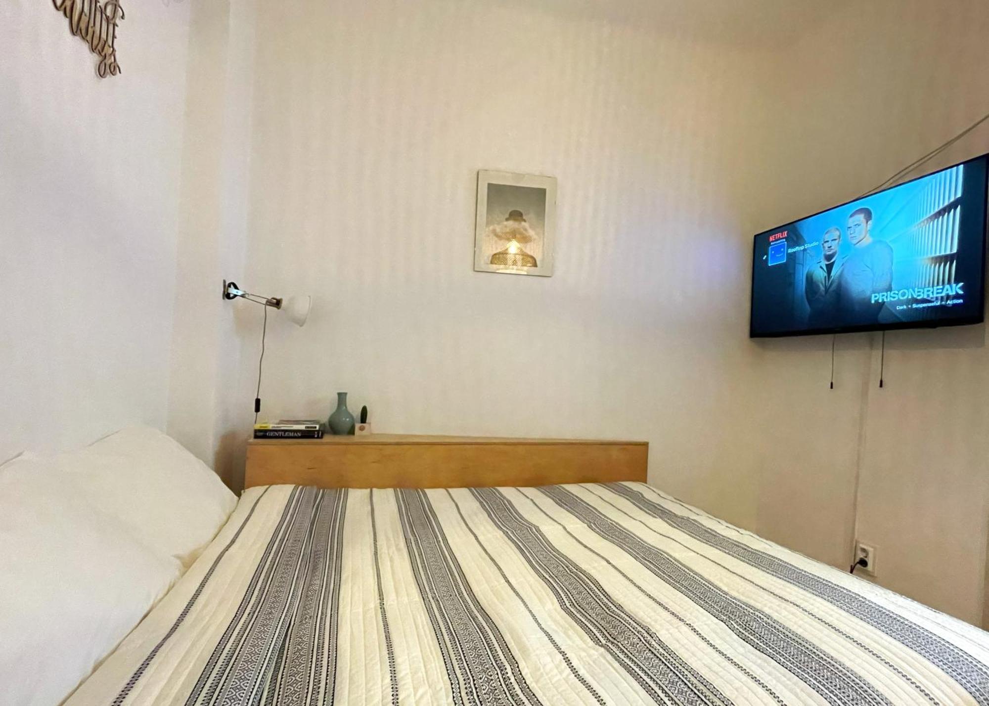 Rooftop Studio In The Heart Of Bucharest W Netflix エクステリア 写真